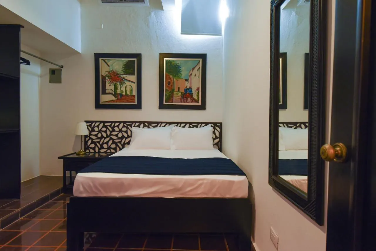 Ph 19 Guesthouse Hotel In Gazcue Santo Domingo